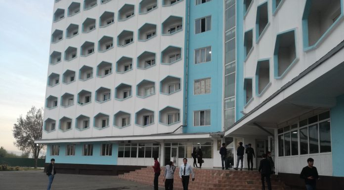 НАВБАТДОРӢ ДАР ХОБГОҲ