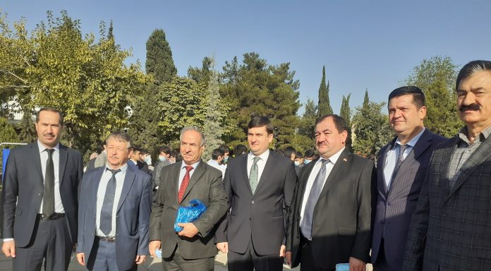 ЯРМАРКАИ ФУРӮШИ КИТОБ