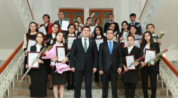 ҶАМЪБАСТИ ОЗМУНИ «ФУРӮҒИ СУБҲИ ДОНОӢ…»