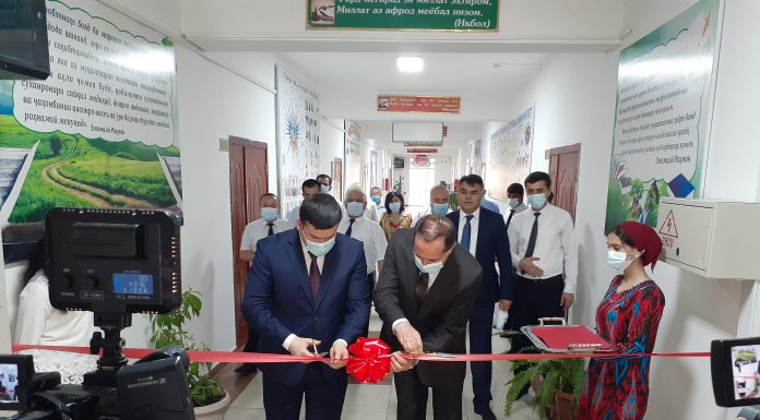 Ташрифи Ректори донишгоҳ ба факултет