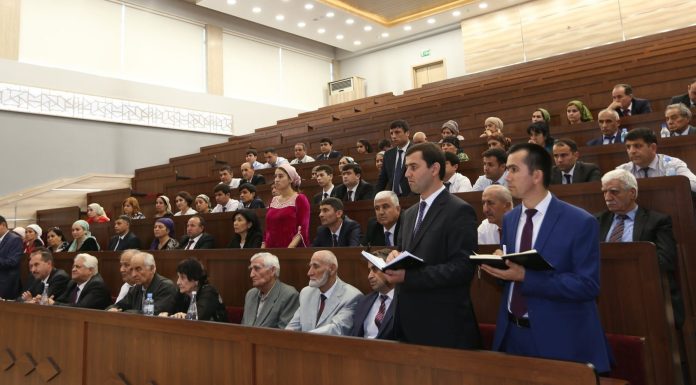 АЗ ТАЪСИСИ ГУРӮҲИ ЗАБОНИ АНГЛИСӢ ТО ТАШКИЛИ ГУЛХОНАВУ ВИВАРИЯ ДАР ФАКУЛТЕТИ БИОЛОГИЯ