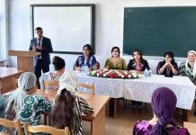 ДАР СУҲБАТИ ДОНИШҶӮДУХТАРОНИ ФАКУЛТЕТИ БИОЛОГИЯИ ДОНИШГОҲ