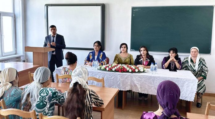 ДАР СУҲБАТИ ДОНИШҶӮДУХТАРОНИ ФАКУЛТЕТИ БИОЛОГИЯИ ДОНИШГОҲ